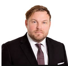 Advokatfullmektig Andreas Stensholt